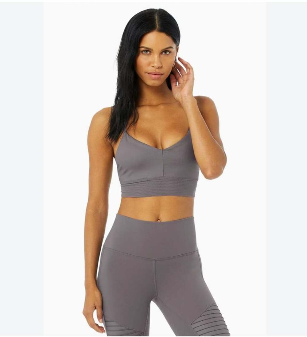 Alo Yoga Lavish Sports Bra Womens Medium Gray Strappy Crossback Yoga Athletic